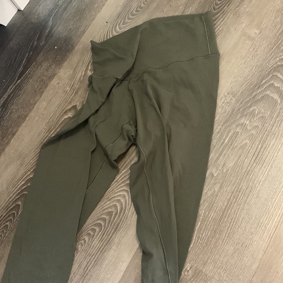 AERIE offline OLIVE COLOUR LEGGINGS - Picture 4 of 5